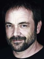 Поклонники сериала «Сверхъестественное» не успевают следить за экстремальным поворотом событий. Нет такой серии, в которой фанатам не приходилось бы распрощаться с полюбившимися героями, которые погибают с завидной регулярностью. Но в каждой новой серии они воскрешают и вновь отправляются на поиски новых приключений.